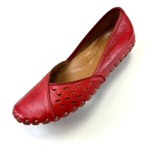 VolksWalkers red leather slip on flat shoes Womens Size 38 Casual